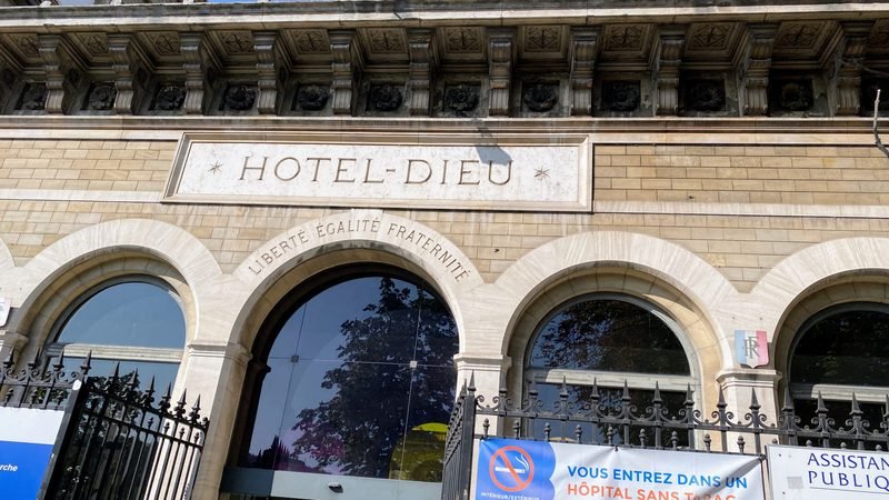 Ancient Wall Beneath Paris Hospital May Reveal Gallic Lutetia